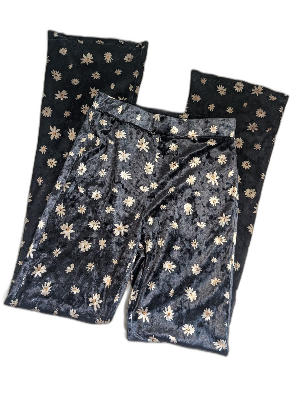 Elodie Anthropologie Black Velvet Daisy Flare Legging